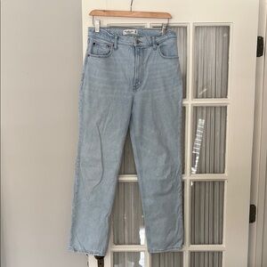 Abercrombie The Ankle Straight Ultra High Rise Jeans